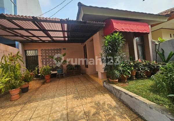 Beautiful 1-Story House in Cinere Raya Hills Near Brigif Toll Gate