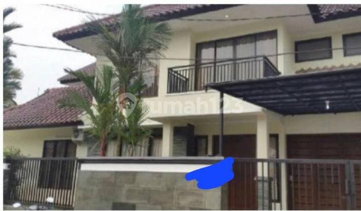 Spacious, comfortable house with a prime location in Cinere… hurry, first come, first served!