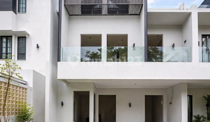 Runah Modern 2 Lantai Dekat Stasiun MRT Wajib Disurvey di Cluster Cirendeu