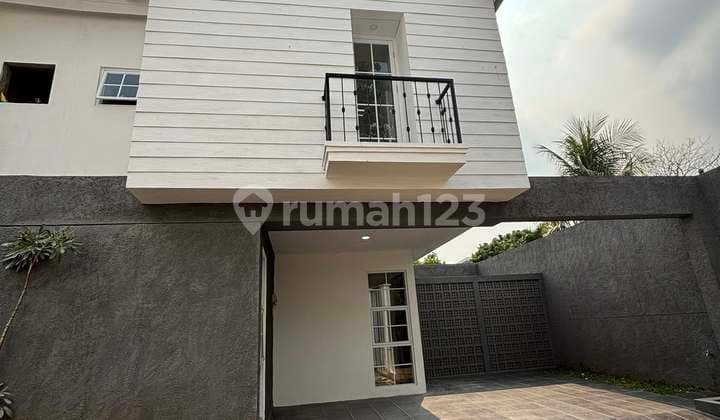 “Pinterest vibes? Checked. Rumah ala Amerika? Checked. Lokasi strategis? DOUBLE checked!”