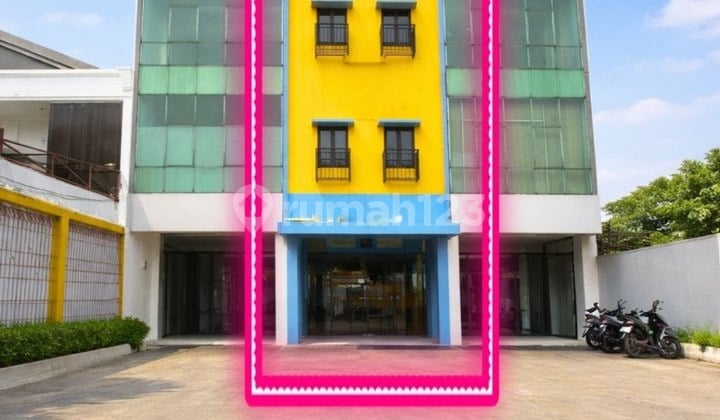 Ruko Rapi, Lokasi Super Strategis, Siap Langsung Kerja Cari Cuan