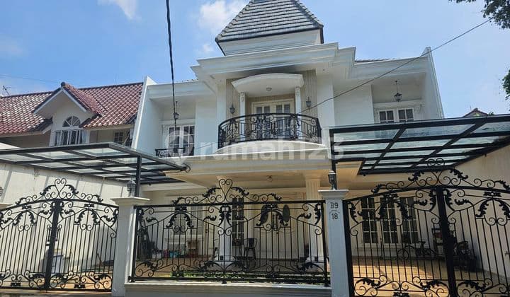 Rumah Klasik Komplek Lebak Bulus Terdepan Jakarta Selatan