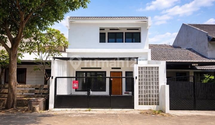 Rumah Baru Renovasi Komplek Cinere Dekat Dian Didaktika