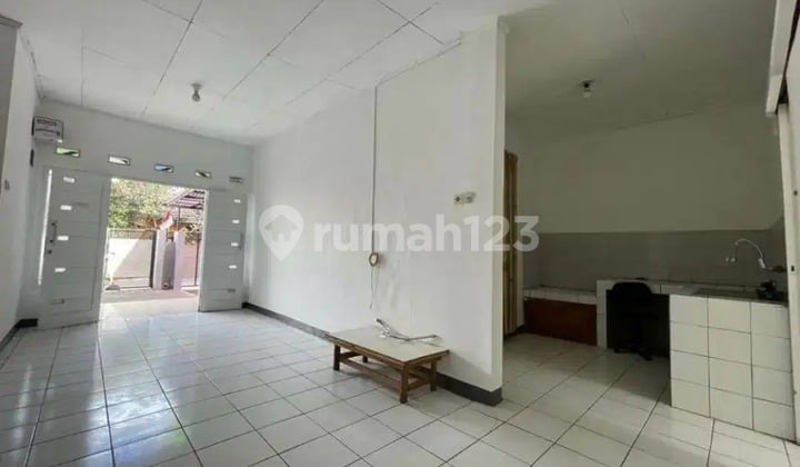 Murah Dilewati Angkot Rumah Puri Cipageran 1 Cimahi Utara Nego