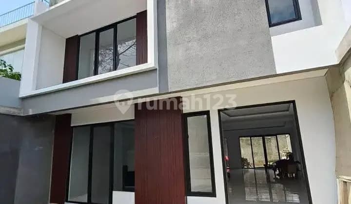 Rumah Lux Minimalis Spesial Baru Di Setiabudi Regency Bandung