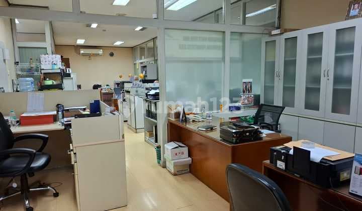 Gedung Perkantoran Lokasi Strategis di Jalan Pembangunan, Pejoto Utara, Gambir Jakarta Pusat