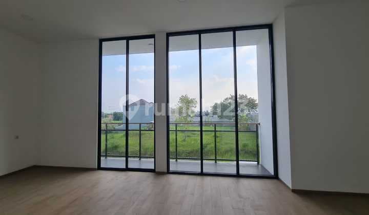 Rumah Lux Smart Home Strategis Dekat Tol di Setra Duta Grande