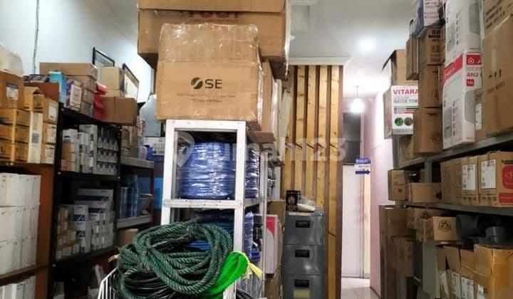 Rumah Hitung Tanah Dekat Pusat Kuliner di Pelajar Pejuang Bandung