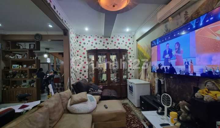 Rumah Minimalis Modern 2 Lantai Siap Huni di Komp. Graha Pesona