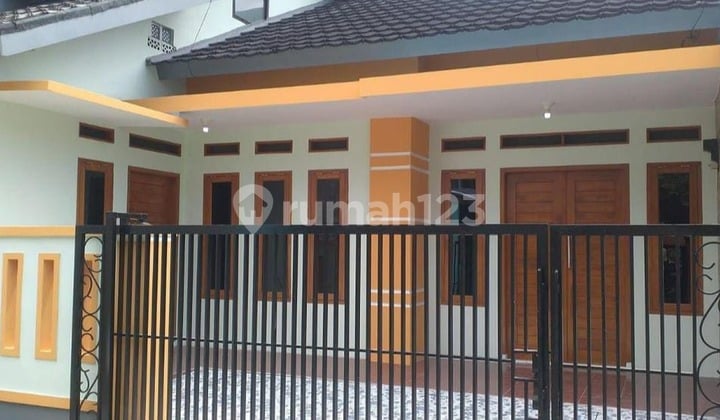 Rumah 3 Lantai Murah Lokasi Strategis di Padasuka Cimahi