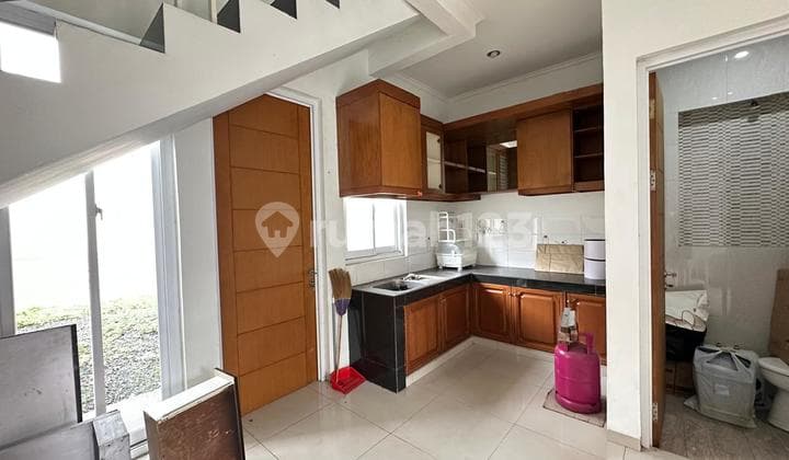 Rumah 2 Lantai Strategis di Kawasan Batununggal Bandung