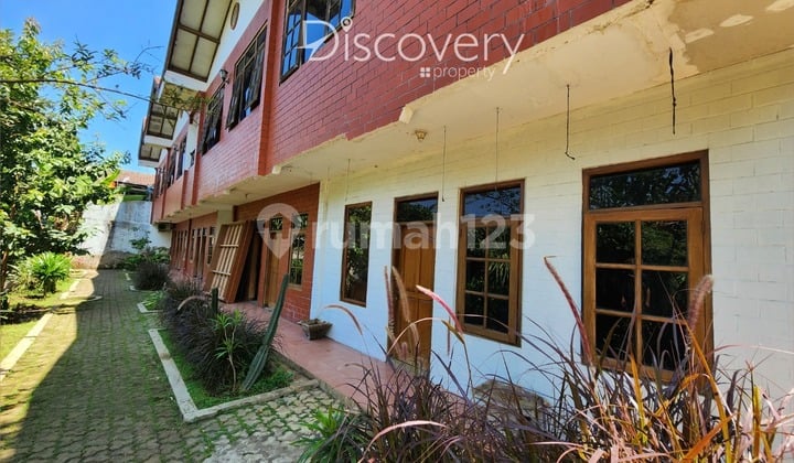 Rumah Luas Ex Kost Strategis Jalan Bukit Raya Atas Ciumbuleuit Bandung