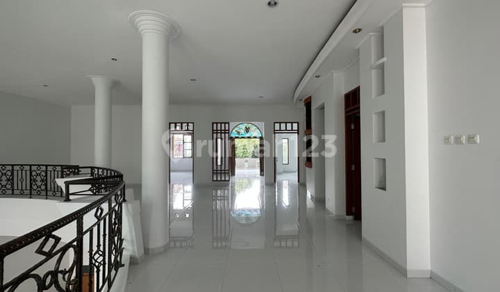 Jual Cepat Rumah Mewah Baru Strategis di Batununggal Bandung