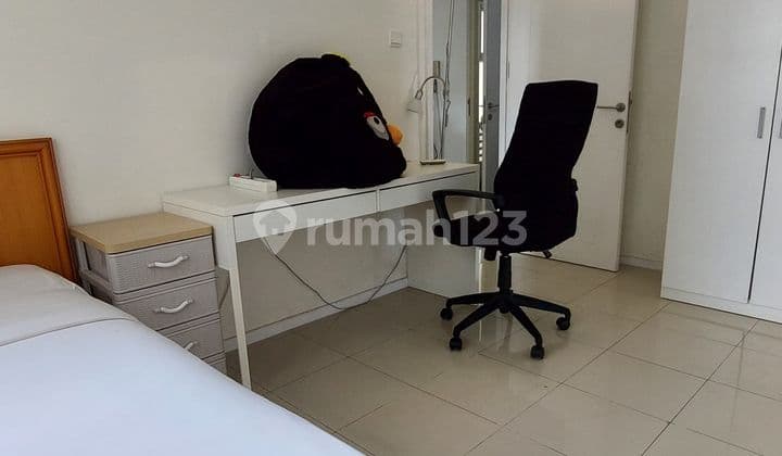 Below Market Price Parahyangan Residence Apartment 2 BR Hooke