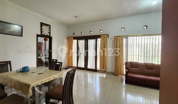 Rumah Luas Siap Huni di Batununggal Bandung