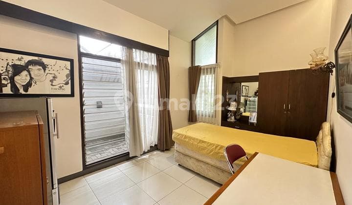 Rumah Nyaman dan Asri Semi Furnished di Budisari Bandung
