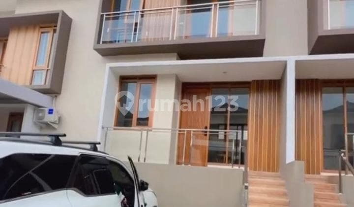 Rumah 2 Lt Modern Minimalis Semi Furnish di Bali Garden City View