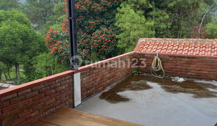 Rumah hook Tipe Mezanin di Sersan Bajuri