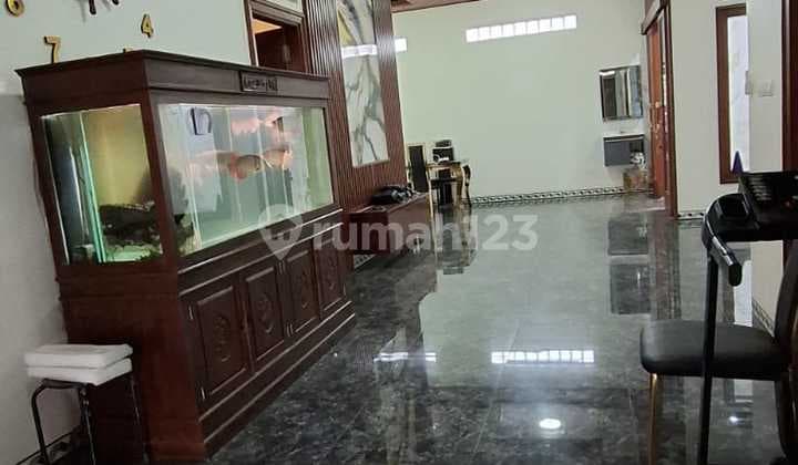 Rumah Kopo Permai Siap Huni, Elegan Semi Furnish