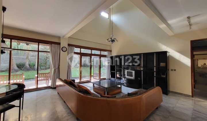 For Sale Rumah Terawat di Kompleks Eksklusif Surya Setra Bandung