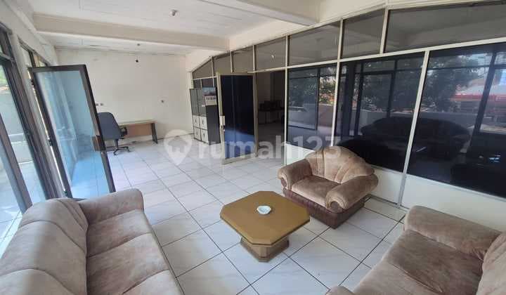 Sewa Ruko lantai 2 Siap Pakai di Holis Raya