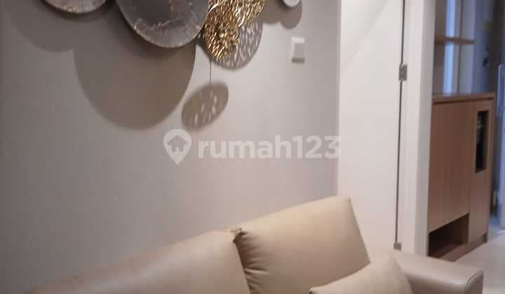 Landmark Residence 3Br+1 Full Furnished Lengkap, Interior Mewah