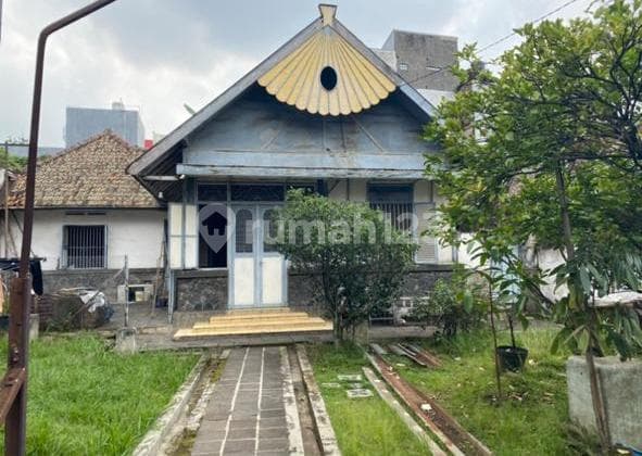 Dijual Rumah Itung Tanah di Sayap Jamika