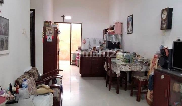 Semi-Furnished Ready-to-Occupy House in Kopo Permai