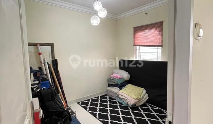Siap Huni Unit Apartement Majesty 3Br lt 12