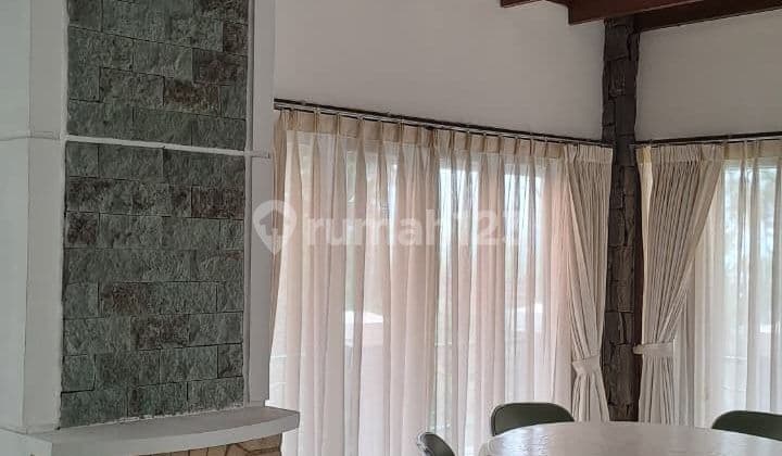 Two-story Villa with Mezzanine and Balcony at Istana Bunga