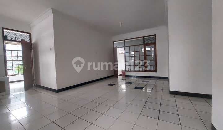 QUICK SALE - Below Market Price. Rare Main Road House in Taman Rahayu I Hook