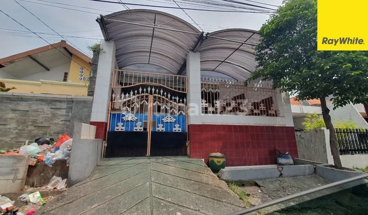 Dijual Rumah di Jalan Petemon Surabaya Pusat Dijual Rumah di Jalan Petemon Surabaya Pusat