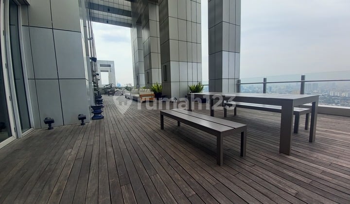 Brand New Luxury Apartement Verde Two Kuningan