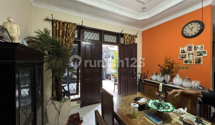 Strategic House Near Bali View In Alam Cirendeu Tangsel