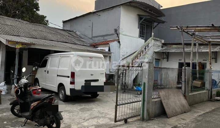 Tanah Murah Strategis 191M² Dekat Margocity di Cisalak Pasar