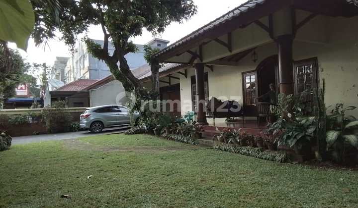 Rumah Nyaman Tanah Luas Dekat Citos Cilandak Jaksel