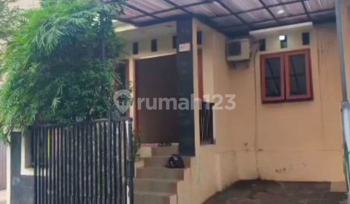 Dijual Rumah bagus di condet akses 2 mobil jakarta timur murah bisa nego jual cepat