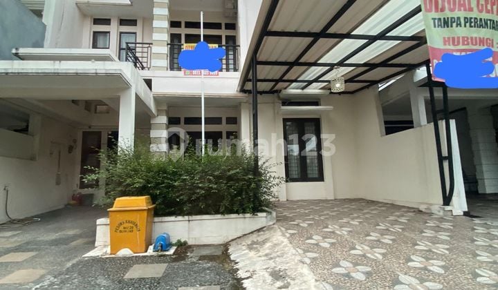 Dijual sangat murah dalam kompleks perumahan Elit pesona khayangan mungil jalan juanda depok harga 1,8 m bisa nego
