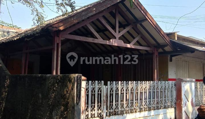 Dijual rumah luas 350 meter hitung tanah sangat murah nego tipis condet jakarta timur