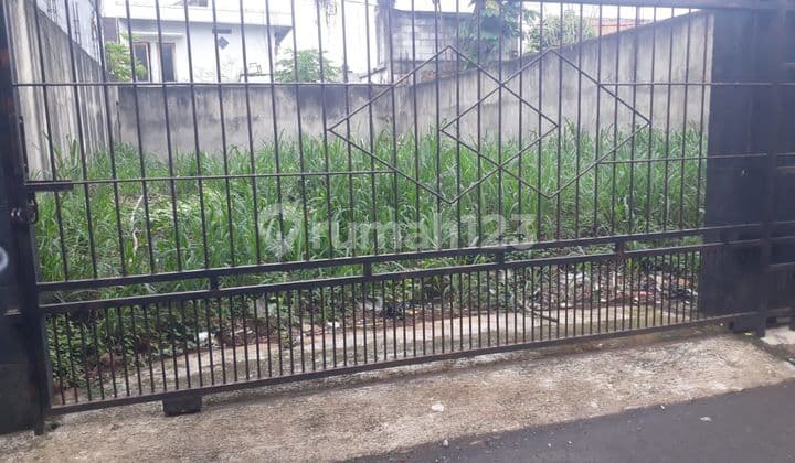 For sale, cheap land, quick sale, nice flat land near the main road in Condet.