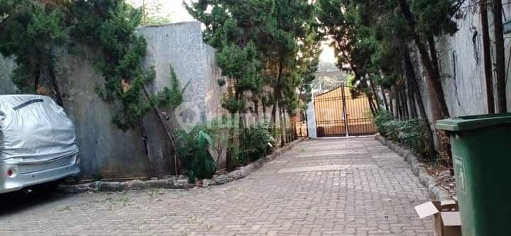Dijual Rumah Hitung Tanah di Menteng Dalam Jalan Rasamala Dekat Tebet Akses 2 Mobil Murah Sekali Harga Super Murah Ya Nego Keras Jual Cepat Rumah Kondisi Perlu Renov Total