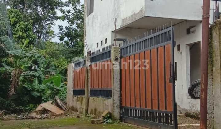 Dijual Sangat Murah.jual.cepat Kondisi 75 Percent Jadi Ya