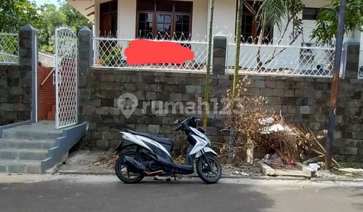 Rent a house in Bukit Cinere Indah, Nice and Good