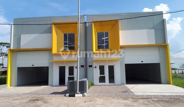 Gudang, Di Komplek Gudang Parahyangan Eco Business Park, Bandung