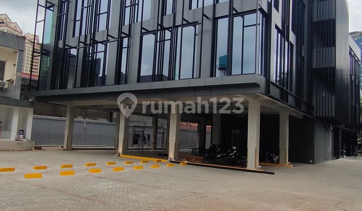 Perkantoran / Office Space Baru Di Palmerah Luas 200 , 300 Dan 700 M²