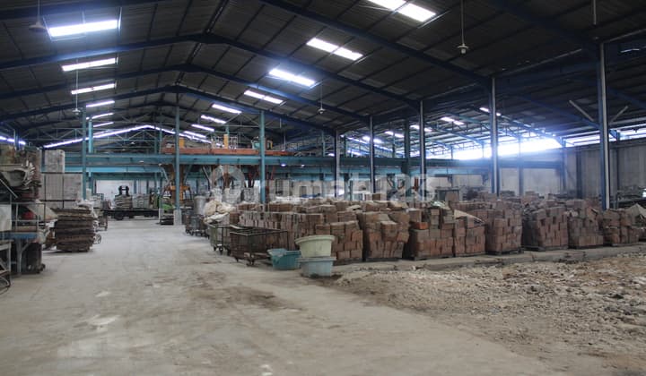 Untuk Industri Kering - Bangunan Pabrik 1,3 hektar - Dalam komplek Pergudangan & Industri Kering - Cikande