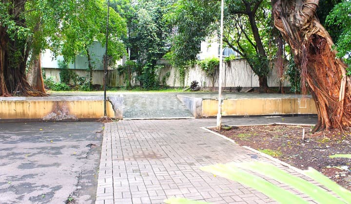 Perfectly Suited For Padel Court Sports Club - Cafe - Amusement - Lifestyle - Sauna, Exclusive, Kemang - South Jakarta