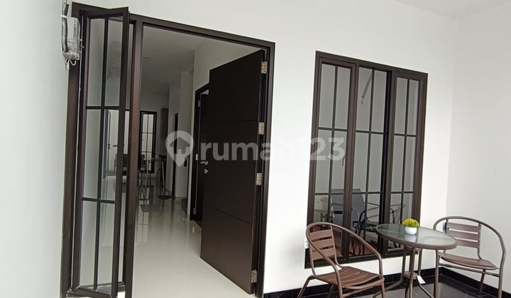 Harga Disesuaikan dengan Situasi Kekinian - Turun - Sisa 2 Brand New Rumah Type Scandinavian - Bonus Berlimpah- Meruya Utara - Komplek Nyaman Sangat Cocok Utk Professional Muda atau Senior Living - Fasilitas Kawasan Super Lengkap.