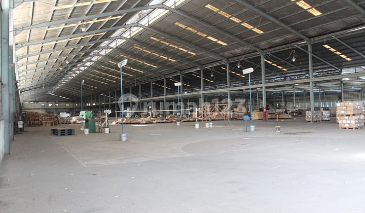Bangunan Industri Kering ( 2 Bangunan ) & Kantor Representative - Satu Komplek Sendiri - Space Besar - Balaraja Barat