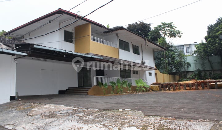 Ruang Usaha yang Akan Kembali Menjadi Asset - dengan Pilihan yang Tepat pada Saat yang Tepat - Kemang Timur - Luas Lahan 6,417 Sqmtr - Bersegera Hubungi Kami Tidar Property - Trusted & Quality
